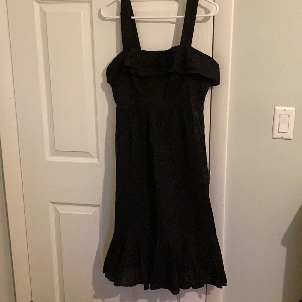 🪁  3/$12 - Jcrew black dress